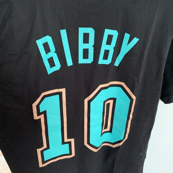Vancouver Grizzlies Bibby 10 t-shirt woman’s (M) unisex NWT - Picture 4 of 6